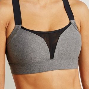 UNDER ARMOUR CROSS-BACK SPORTS BRA, SIZE SMALL